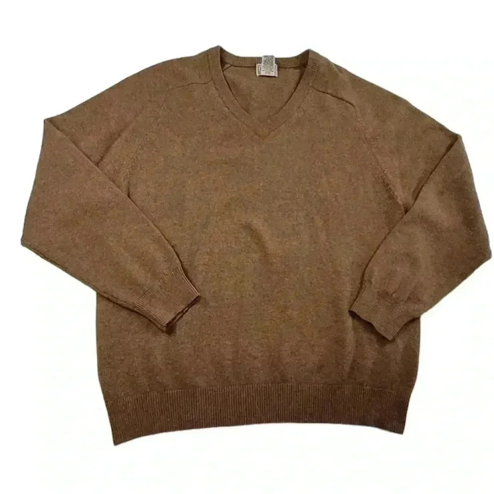 L.L. Bean Mens Sweater Large Brown Lambswool V-Neck Knit Pullover L (Tall)